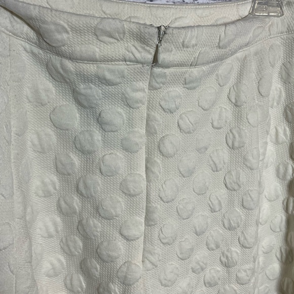 HD in Paris Women’s Cream Polka Dot Textured Jacquard Circle MIDI Skirt Sz Small - Picture 5 of 14